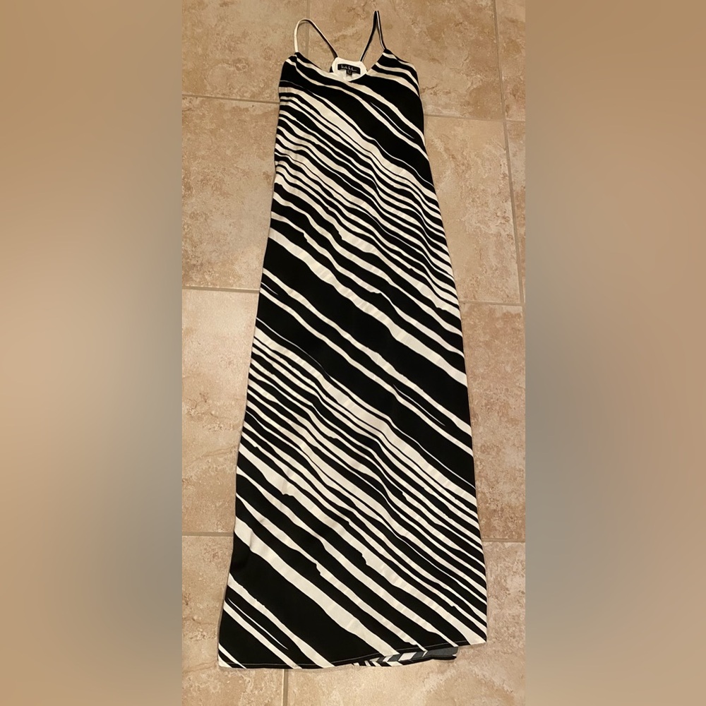 Nicole Miller Sleeveless Flowy Black and White Striped Maxi Slip Dress - Size M